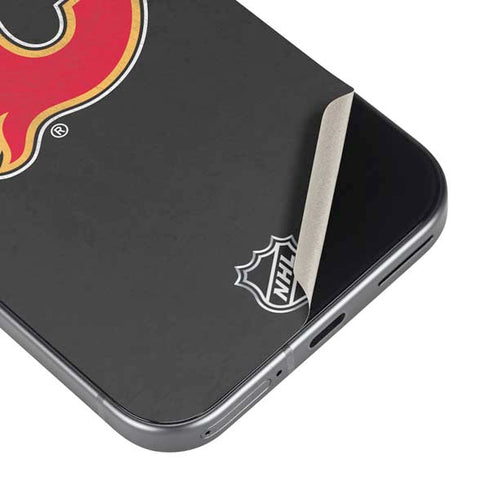 NHL Calgary Flames Distressed Pixel 9 Pro XL Skin